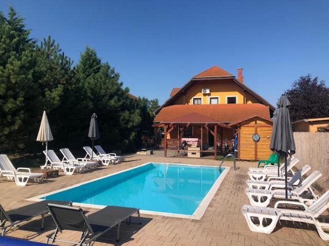 Villa Lifestyle Balaton Siófok Esterno foto
