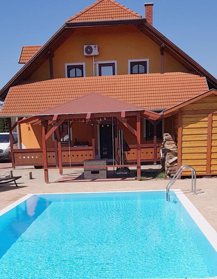 Villa Lifestyle Balaton Siófok Esterno foto