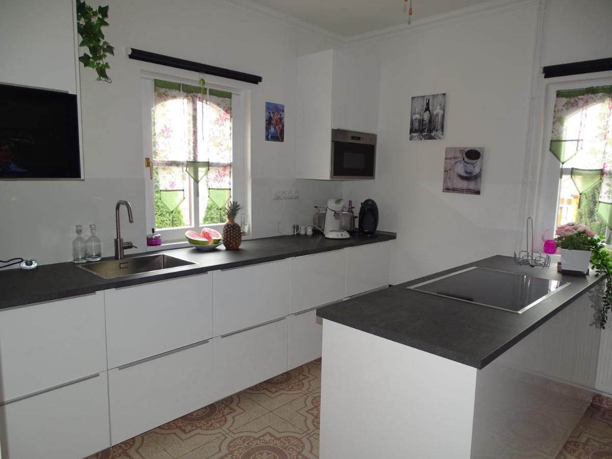 Villa Lifestyle Balaton Siófok Esterno foto